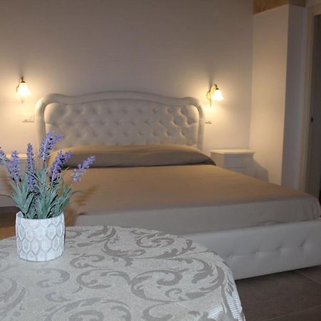 B&B Ilenia Орія Екстер'єр фото
